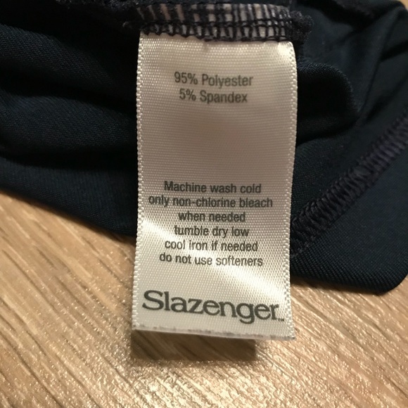 Slazenger Polo Golf Shirt Size Large - Picture 5 of 6